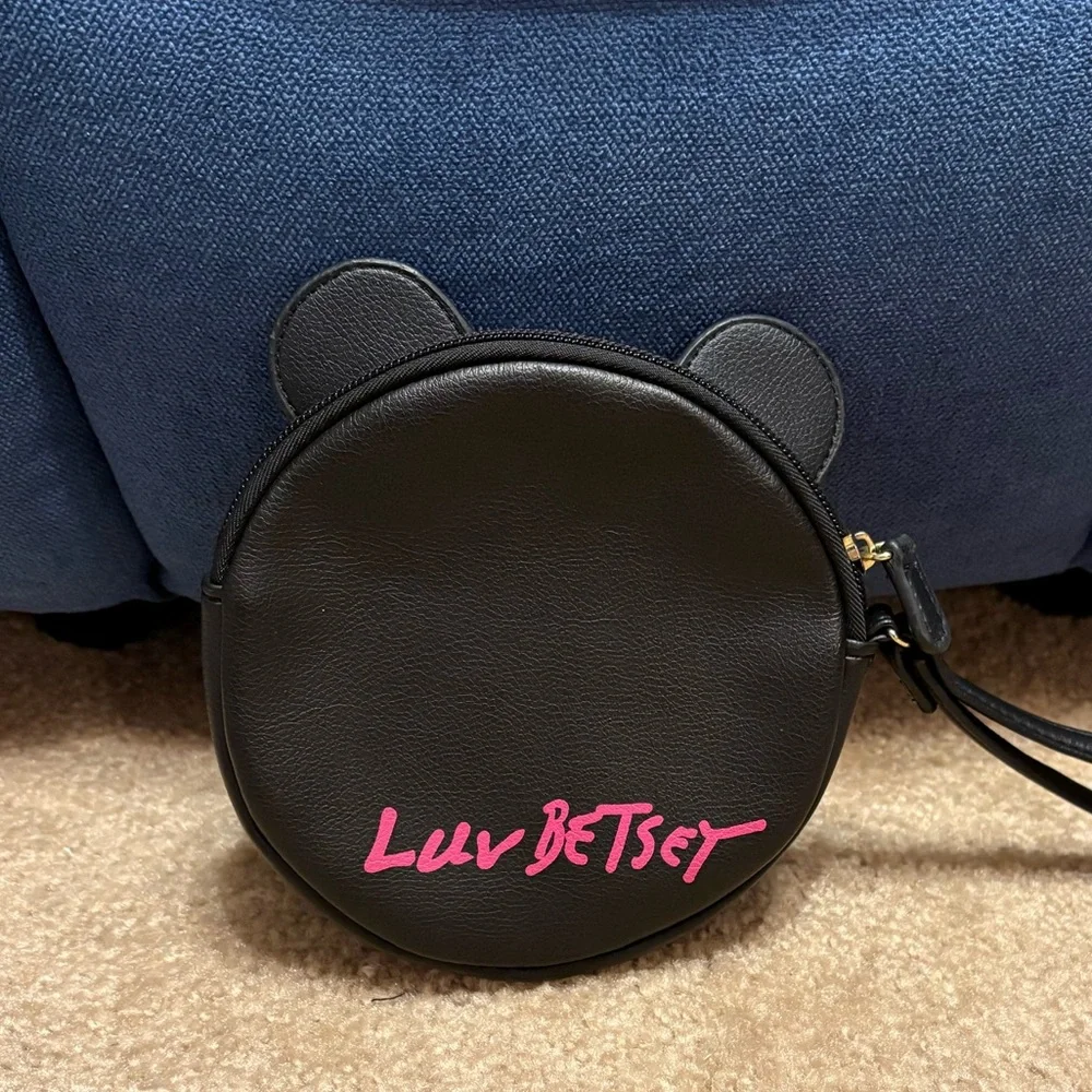 Betsy Johnson Luv Betsy Panda wristlet - Picture 2 of 4